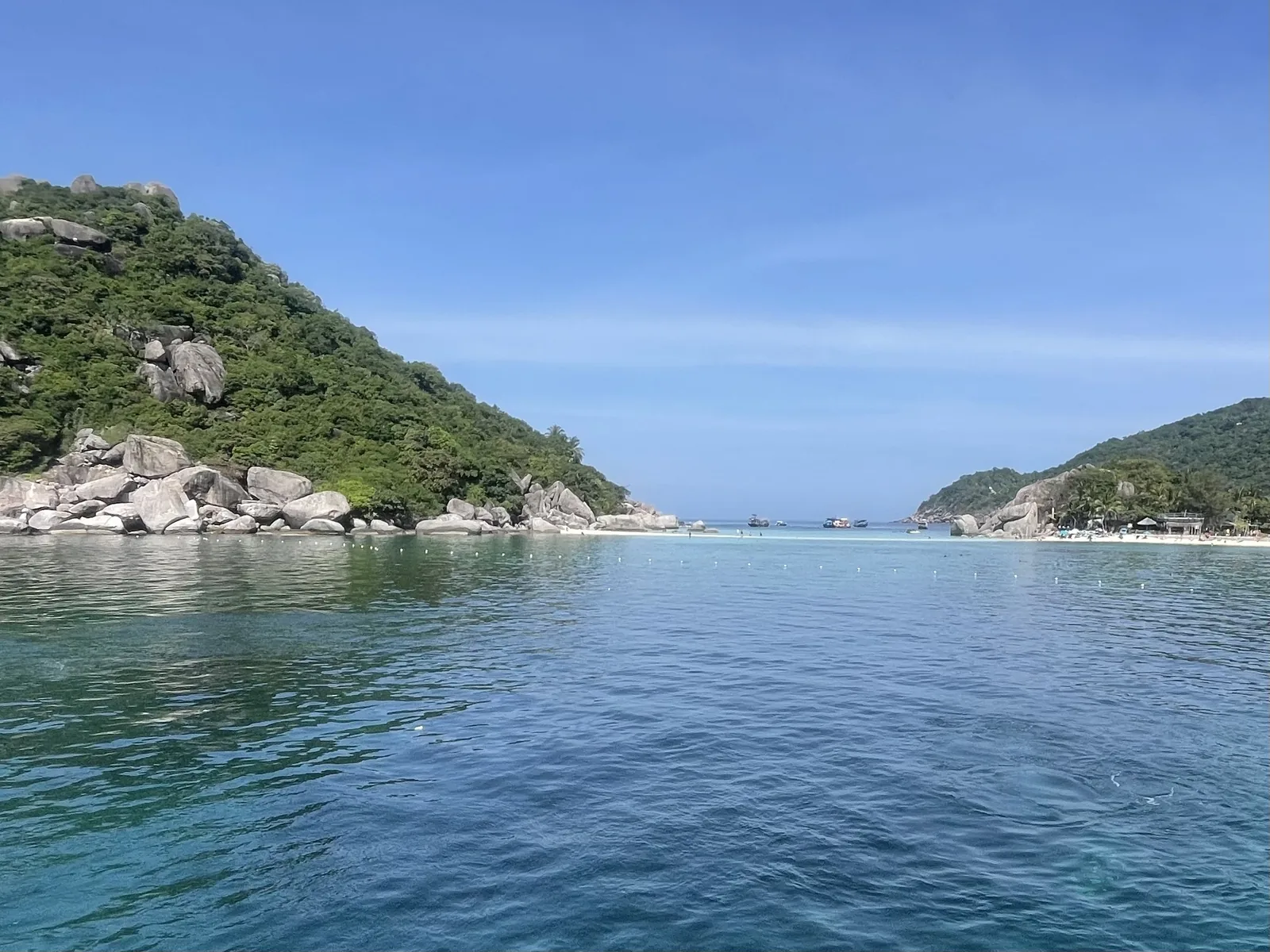 The calm ocean at nangyuan island in thailand