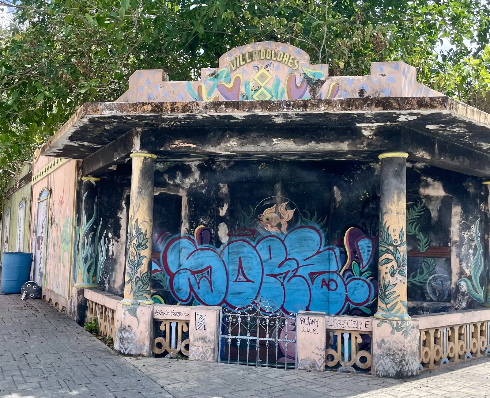 Abandoned Villa Dolores in Cozumel with graffiti