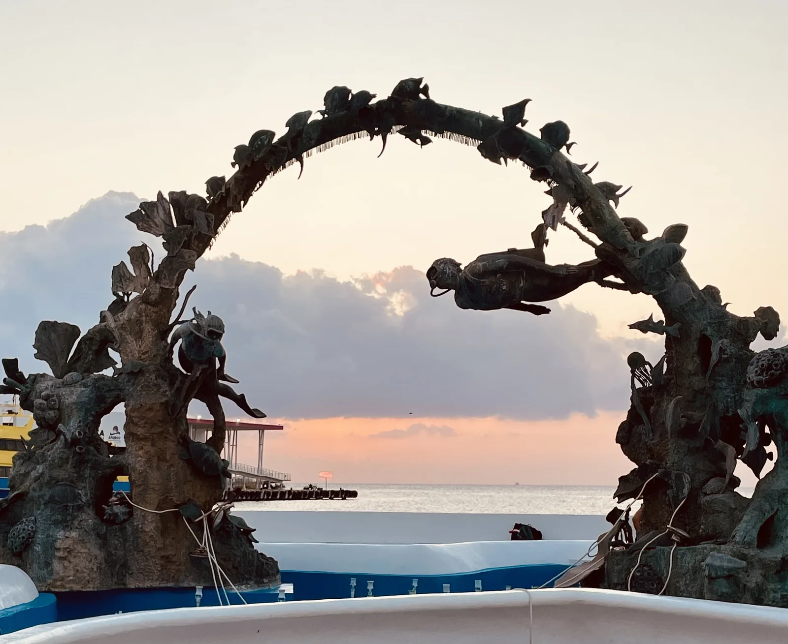 scuba diving monument in Cozumel Mexico