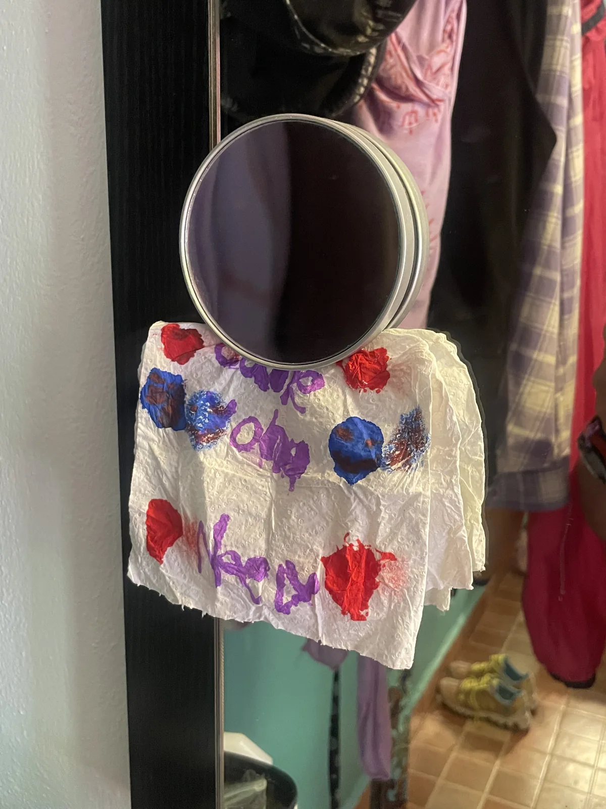 drawing by a little girl in Mexico on a mirror